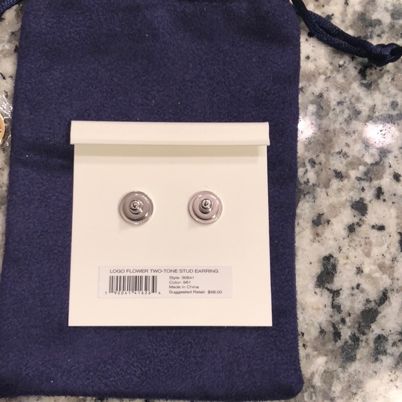 NWT Tory Burch Logo Earrings - Picture 2 of 2